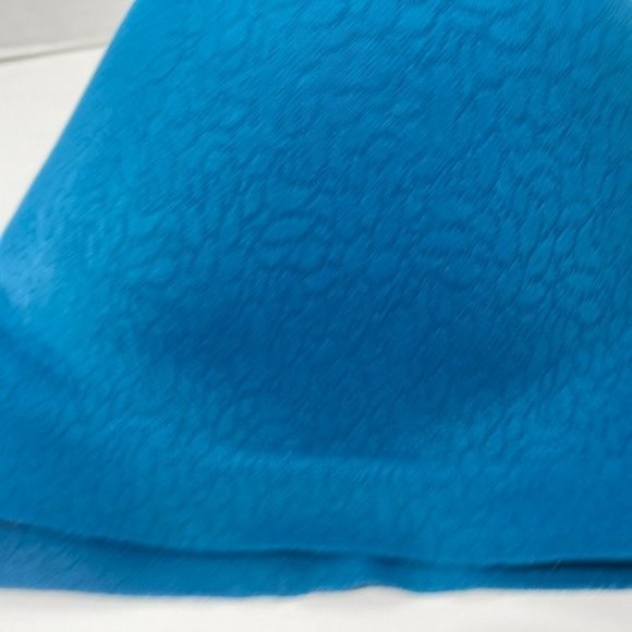 40DD Blue Wireless Seamless Full Support Bra - Picture 2 of 14